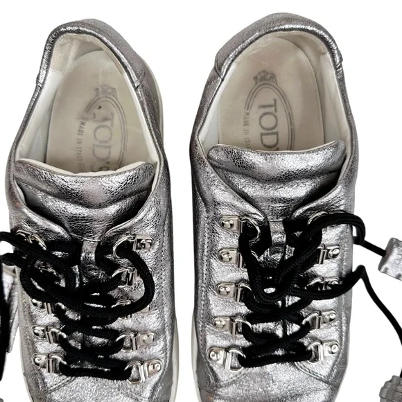 TOD’S Sportivo Metallic Leather Sneakers SZ 38 Fringe Silver Shoes